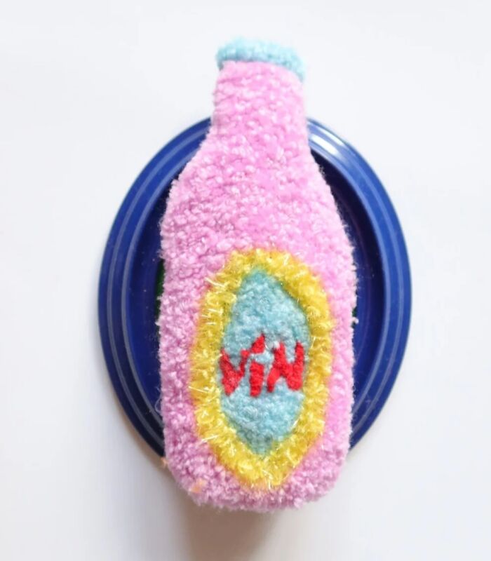 Colorful Tufted Art By Ina Dyreborg Turns Faces, Masks And Animals Into Textile Works (21 pics) Colorful Tufted Art By Ina Dyreborg Turns Faces, Masks And Animals Into Textile Works (21 pics)