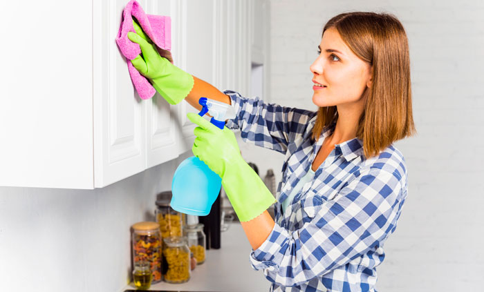Sis Comes To Aid Postpartum Mom With Household Chores, BIL Says Wife Should Handle It Herself