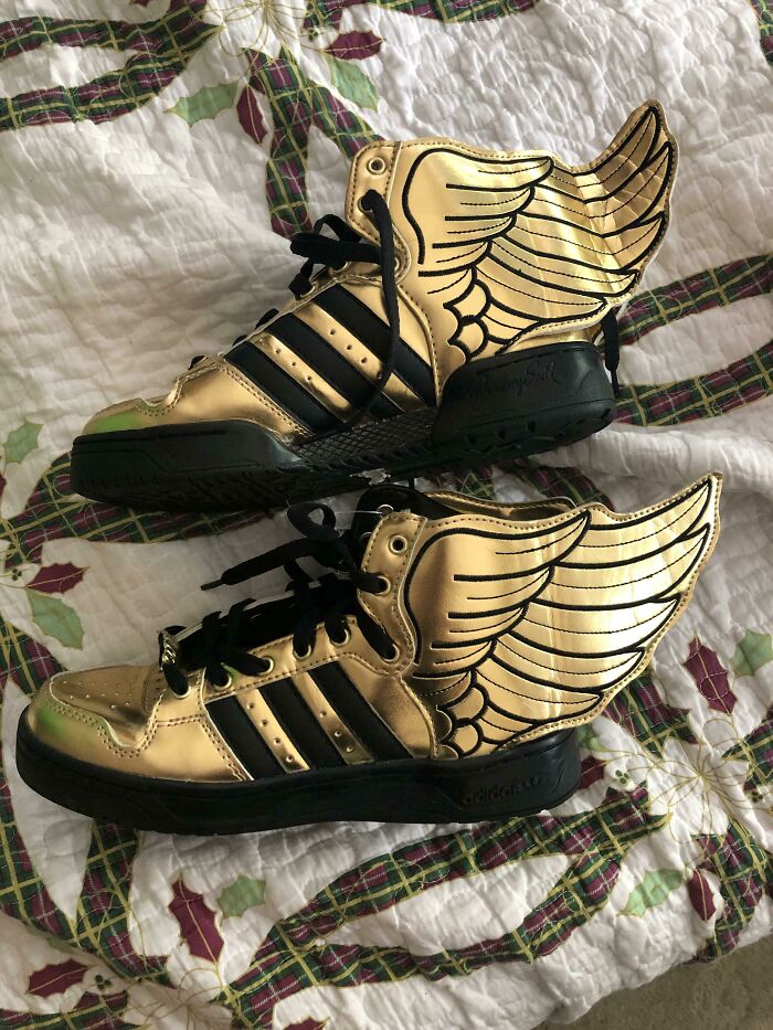 86 Thrift Store Finds That Made Digging Through Secondhand Shelves Totally Worth It 86 Thrift Store Finds That Made Digging Through Secondhand Shelves Totally Worth It