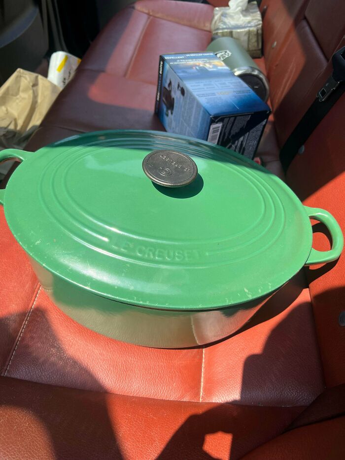 86 Thrift Store Finds That Made Digging Through Secondhand Shelves Totally Worth It 86 Thrift Store Finds That Made Digging Through Secondhand Shelves Totally Worth It