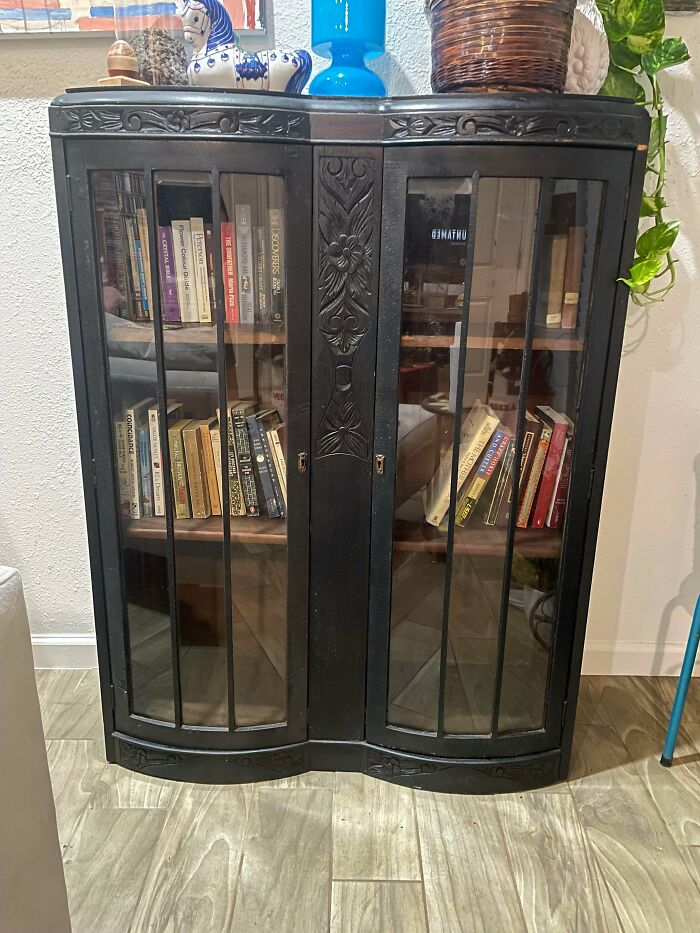 86 Thrift Store Finds That Made Digging Through Secondhand Shelves Totally Worth It 86 Thrift Store Finds That Made Digging Through Secondhand Shelves Totally Worth It