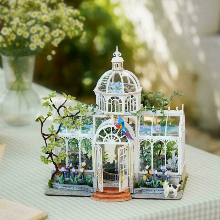 105 Book Nooks That Turn A Few Inches Of Shelf Space Into Entire Little Worlds (New Pics) 105 Book Nooks That Turn A Few Inches Of Shelf Space Into Entire Little Worlds (New Pics)