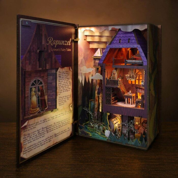 105 Book Nooks That Turn A Few Inches Of Shelf Space Into Entire Little Worlds (New Pics) 105 Book Nooks That Turn A Few Inches Of Shelf Space Into Entire Little Worlds (New Pics)