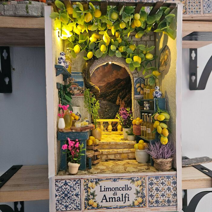 105 Book Nooks That Turn A Few Inches Of Shelf Space Into Entire Little Worlds (New Pics) 105 Book Nooks That Turn A Few Inches Of Shelf Space Into Entire Little Worlds (New Pics)