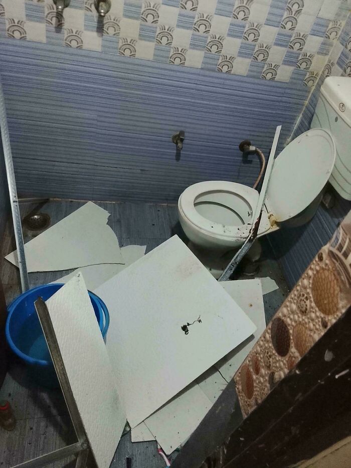 76 Times Landlords Were So Terrible, They Had To Be Shamed In This Online Community (New Pics) 76 Times Landlords Were So Terrible, They Had To Be Shamed In This Online Community (New Pics)