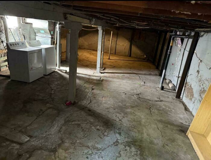 76 Times Landlords Were So Terrible, They Had To Be Shamed In This Online Community (New Pics) 76 Times Landlords Were So Terrible, They Had To Be Shamed In This Online Community (New Pics)