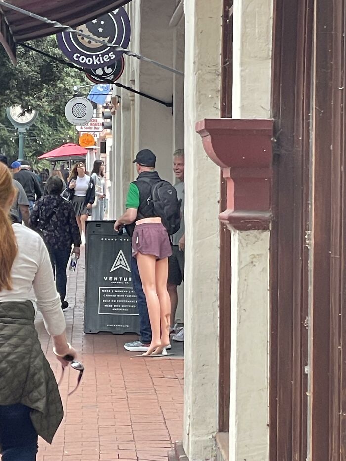 79 Pictures That Might Make You Look Once, Twice, Then A Third Time Just To Be Sure 79 Pictures That Might Make You Look Once, Twice, Then A Third Time Just To Be Sure