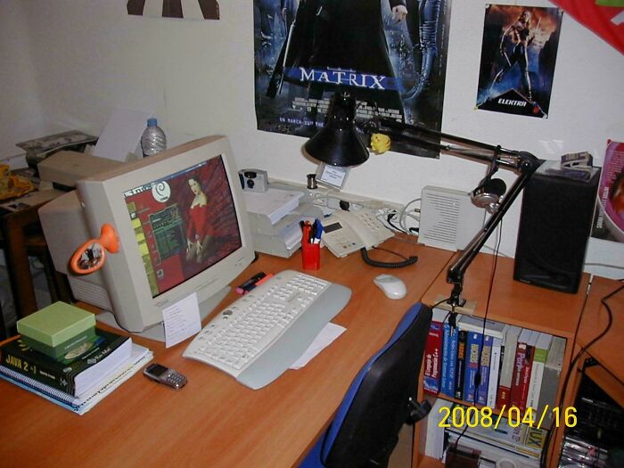 65 Nostalgic Pics That Show Just How Different Everyday Life Felt In The Early 2000s 65 Nostalgic Pics That Show Just How Different Everyday Life Felt In The Early 2000s