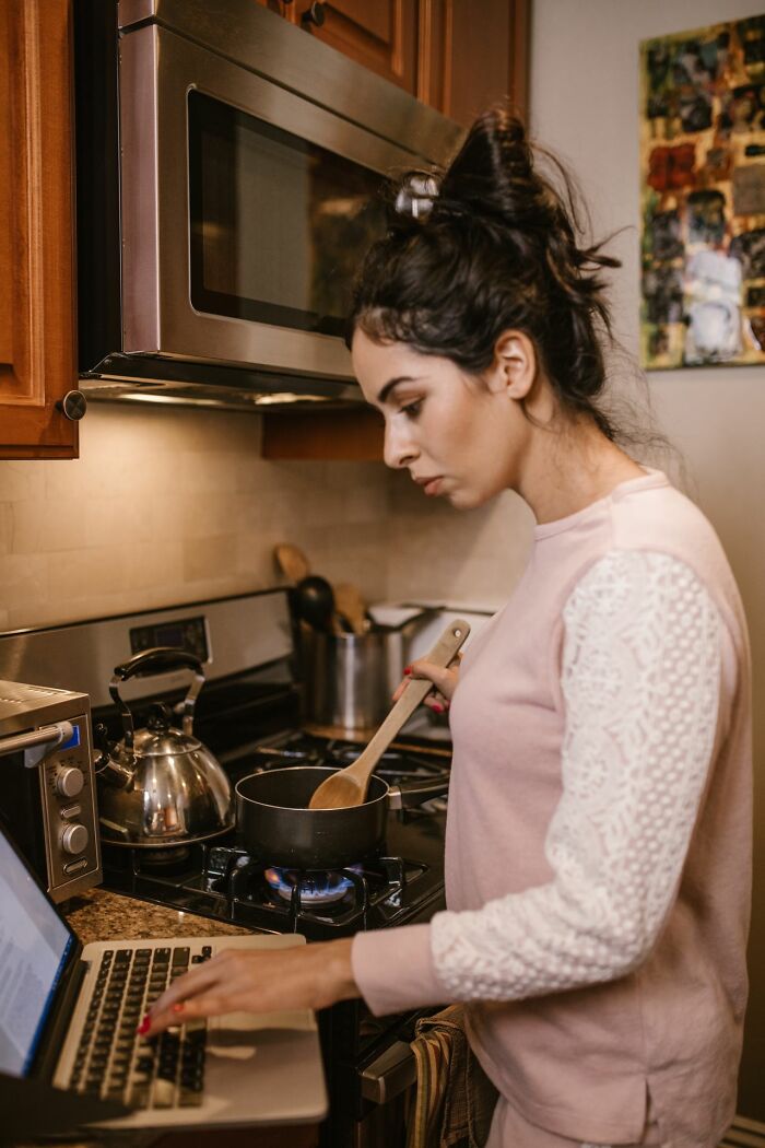 93 Stupid, Small But Significant Things That Made Men Lose Interest In A Woman Instantly 93 Stupid, Small But Significant Things That Made Men Lose Interest In A Woman Instantly