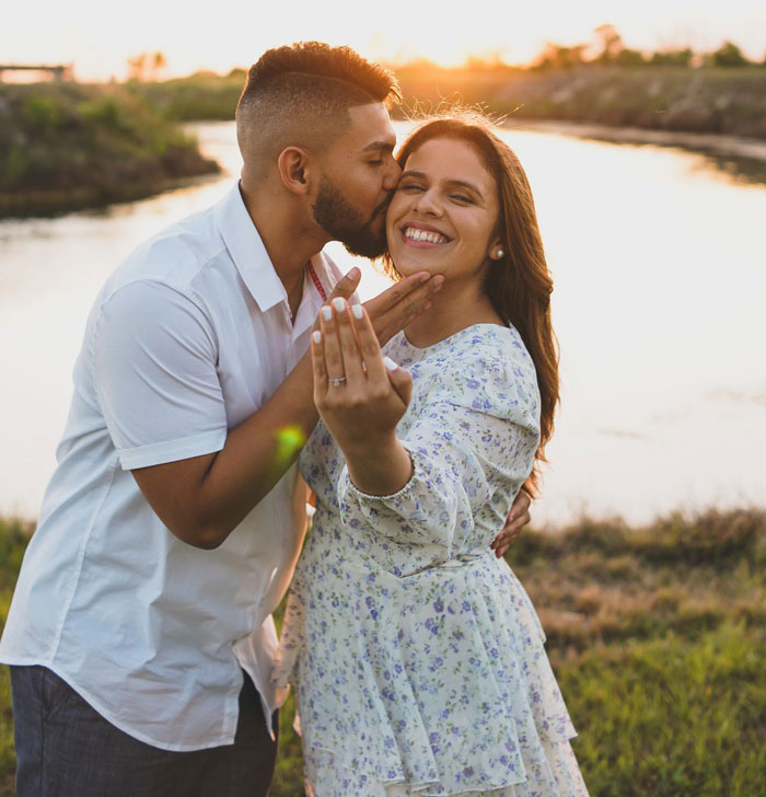 Aunt&rsquo;s Concerned Text Exposes MIL Who Seemed To Be Scamming Wedding Guests To Pay For Rehearsal Dinner