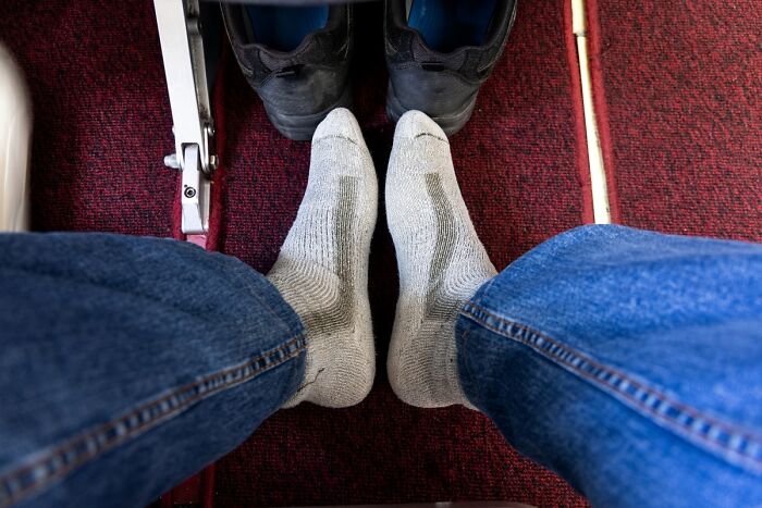 45 Times People Had A Plane Seatmate From Hell But They Had Their Own Methods Of Taking Revenge