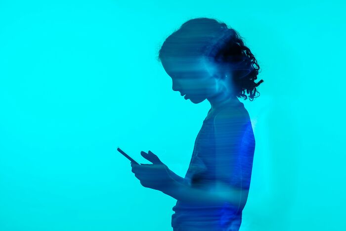 Doctors Reveal 37 Health Problems They’re Seeing In Gen Z That Used To Be Rare In Young People
