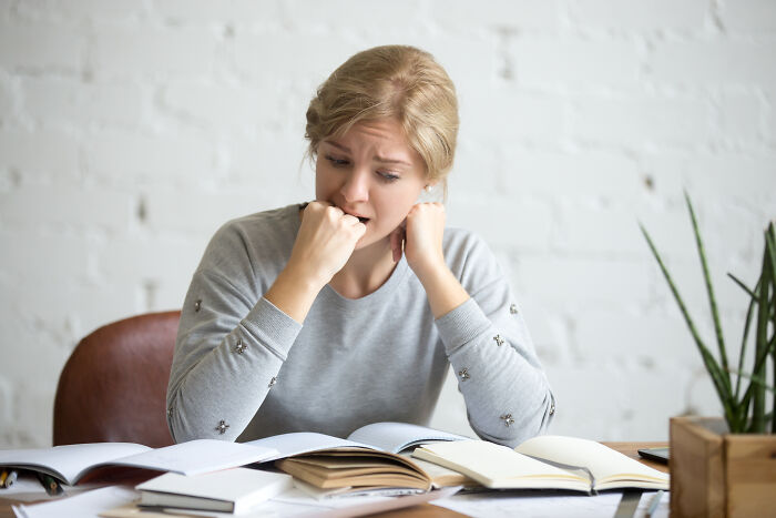 Doctors Reveal 37 Health Problems They’re Seeing In Gen Z That Used To Be Rare In Young People