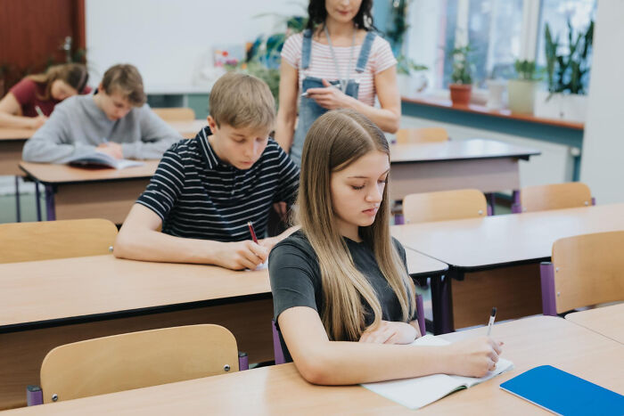 62 Teachers So Infuriating That Their Students Just Had To Shame Them For Everyone To See