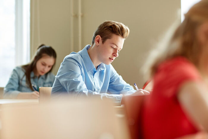 62 Teachers So Infuriating That Their Students Just Had To Shame Them For Everyone To See