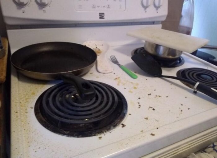 78 Roommate Stories That Prove You Don’t Really Know Someone Until You Share A Home 78 Roommate Stories That Prove You Don’t Really Know Someone Until You Share A Home