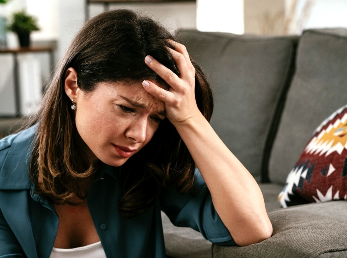 Woman Cries For Sick Friend While Writing Goodbye Letters To Her Kids Only To Find Out She Has A Massive Secret Woman Cries For Sick Friend While Writing Goodbye Letters To Her Kids Only To Find Out She Has A Massive Secret