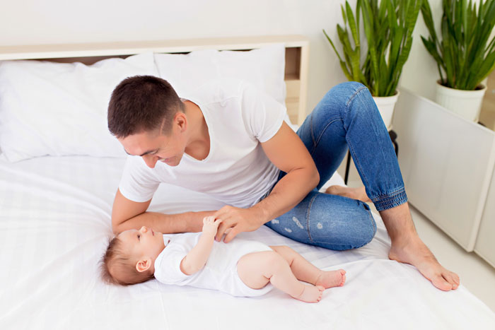 Dad Admits He Does Not Enjoy Fatherhood And The Internet Helps Him Turn Everything Around Dad Admits He Does Not Enjoy Fatherhood And The Internet Helps Him Turn Everything Around