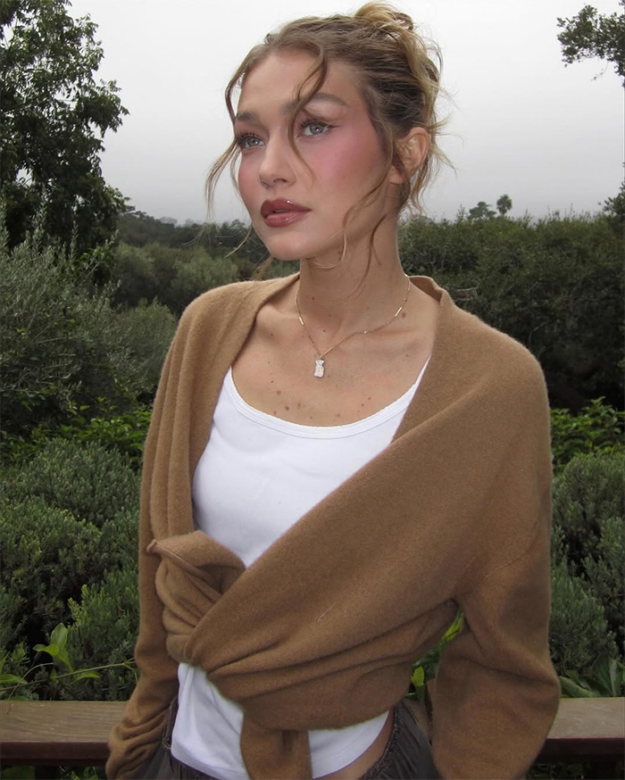 “Nepotism At Its Finest”: Gigi Hadid’s Runway Return Has Viewers Brutally Questioning Her Supermodel Credentials “Nepotism At Its Finest”: Gigi Hadid’s Runway Return Has Viewers Brutally Questioning Her Supermodel Credentials