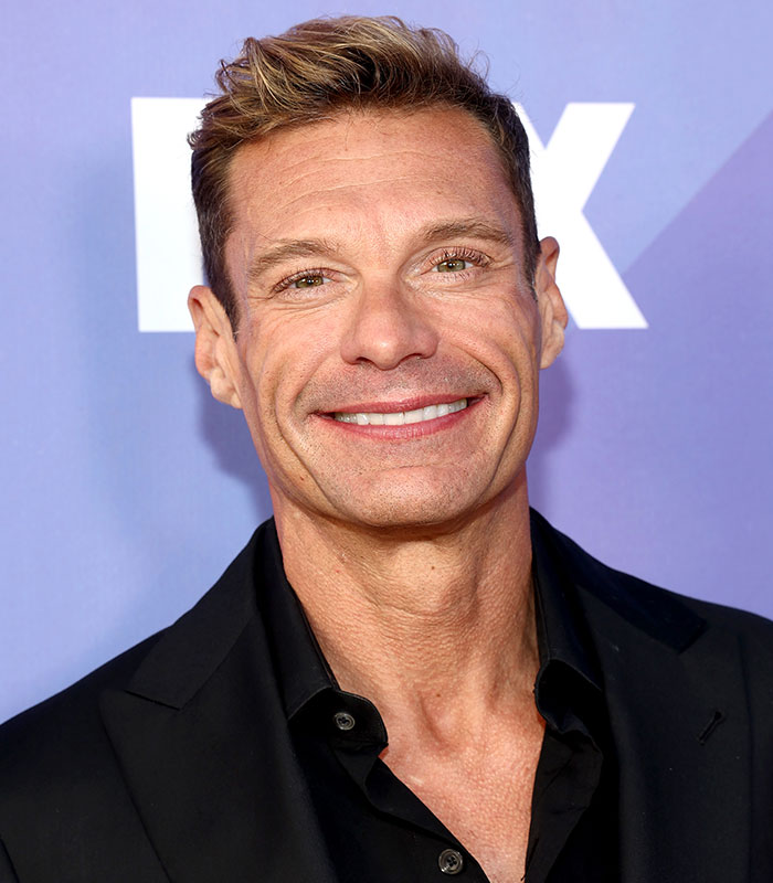 After Sparking Concern For His Body Transformation, Ryan Seacrest’s Photo Goes Viral For All The Wrong Reasons