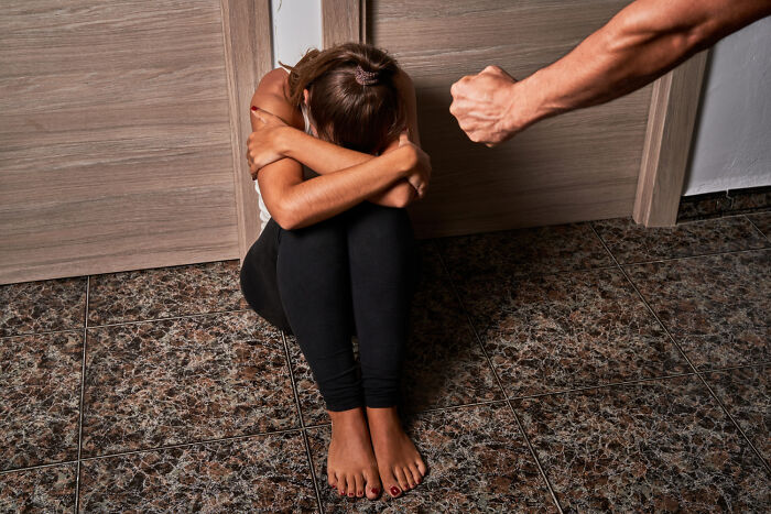 30 People Reveal The Moments That Finally Got Them Disowned By Their Families