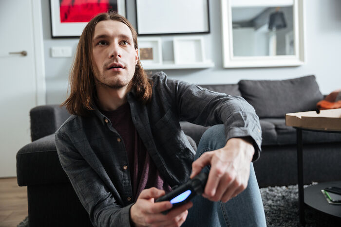 30 People Reveal The Moments That Finally Got Them Disowned By Their Families