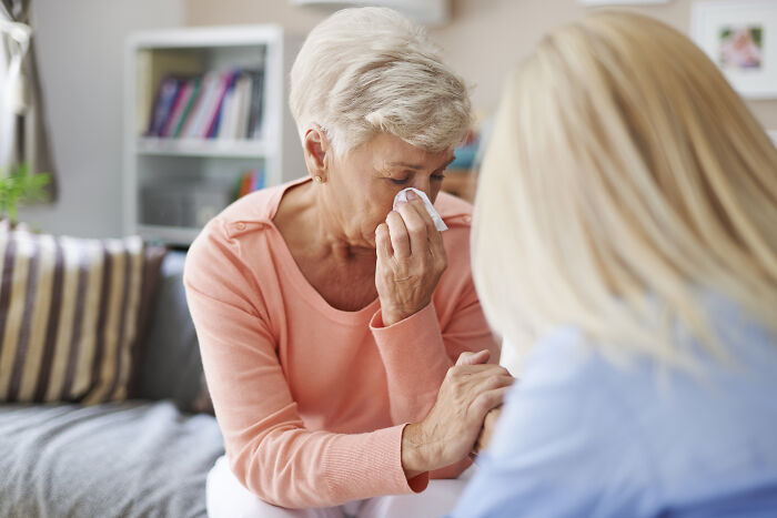 30 People Reveal The Moments That Finally Got Them Disowned By Their Families
