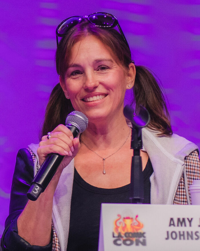 Addison Rae And 9 More Celebrity Birthdays Today (Oct 6)