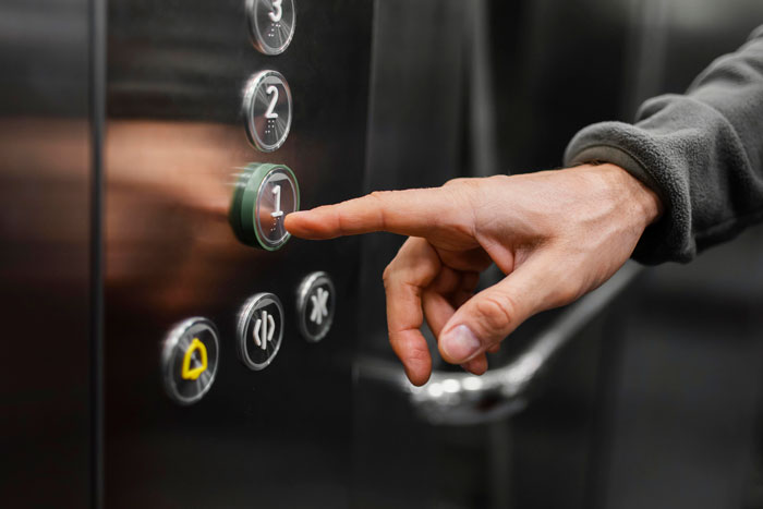 Mom Pushes Elevator Button Before Her Son Can To Teach Him A Lesson, Then Ignores His Meltdown