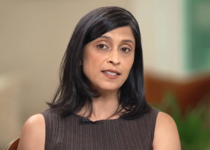 &ldquo;Americans Are So Cold&rdquo;: Second Lady Usha Vance&rsquo;s Vulnerable Moment Sparks Backlash As Viewers Notice Odd Detail
