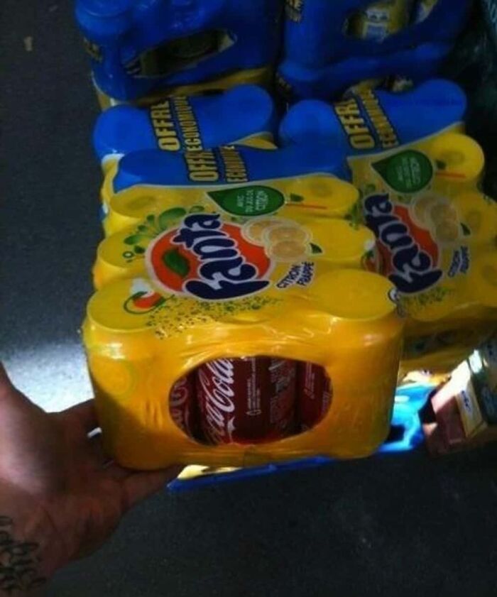 98 Photos That Perfectionists Might Want To Burn, Put The Ashes In A Box And Release It Into The Ocean 98 Photos That Perfectionists Might Want To Burn, Put The Ashes In A Box And Release It Into The Ocean
