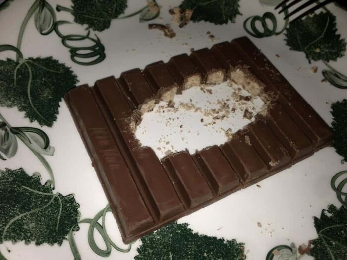98 Photos That Perfectionists Might Want To Burn, Put The Ashes In A Box And Release It Into The Ocean 98 Photos That Perfectionists Might Want To Burn, Put The Ashes In A Box And Release It Into The Ocean