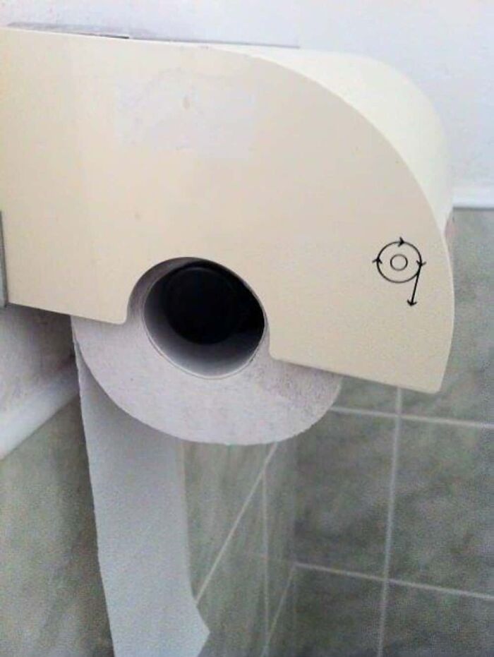 98 Photos That Perfectionists Might Want To Burn, Put The Ashes In A Box And Release It Into The Ocean 98 Photos That Perfectionists Might Want To Burn, Put The Ashes In A Box And Release It Into The Ocean