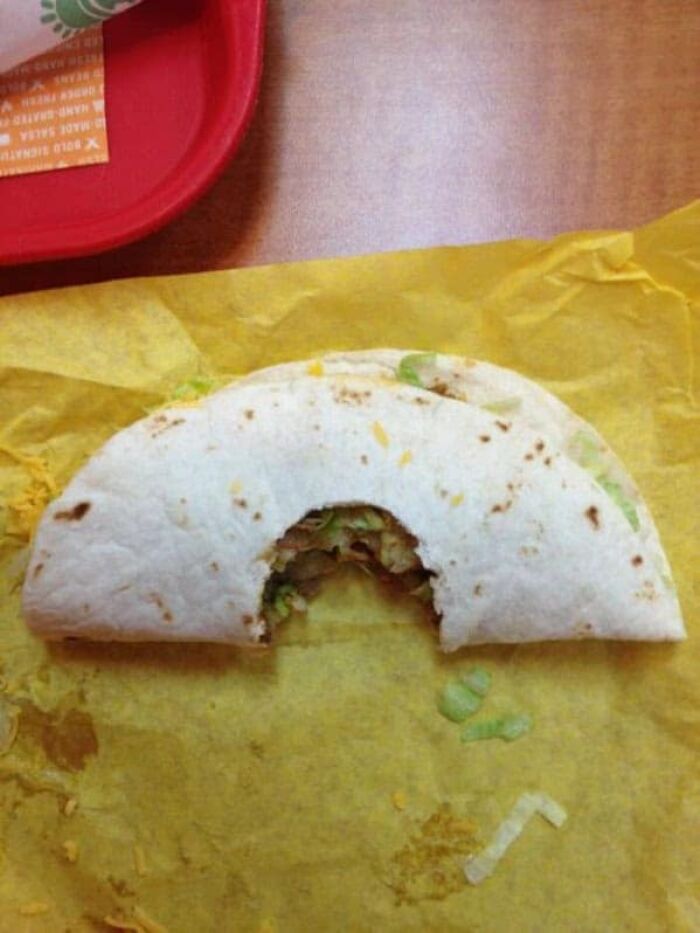 98 Photos That Perfectionists Might Want To Burn, Put The Ashes In A Box And Release It Into The Ocean 98 Photos That Perfectionists Might Want To Burn, Put The Ashes In A Box And Release It Into The Ocean