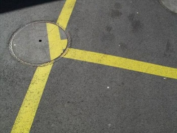 98 Photos That Perfectionists Might Want To Burn, Put The Ashes In A Box And Release It Into The Ocean 98 Photos That Perfectionists Might Want To Burn, Put The Ashes In A Box And Release It Into The Ocean