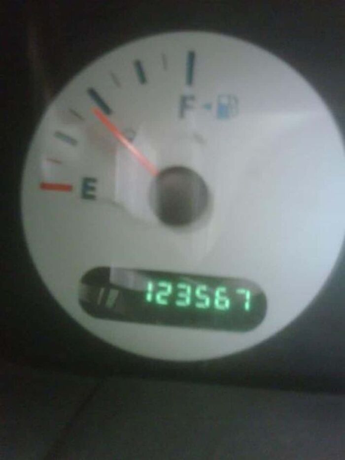 98 Photos That Perfectionists Might Want To Burn, Put The Ashes In A Box And Release It Into The Ocean 98 Photos That Perfectionists Might Want To Burn, Put The Ashes In A Box And Release It Into The Ocean