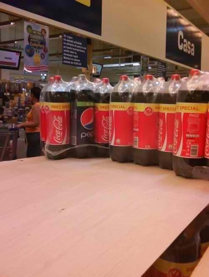98 Photos That Perfectionists Might Want To Burn, Put The Ashes In A Box And Release It Into The Ocean 98 Photos That Perfectionists Might Want To Burn, Put The Ashes In A Box And Release It Into The Ocean
