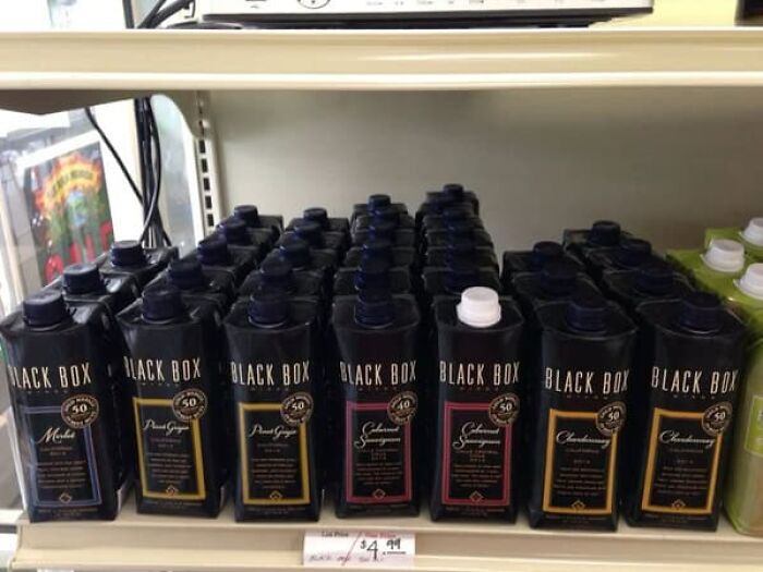 98 Photos That Perfectionists Might Want To Burn, Put The Ashes In A Box And Release It Into The Ocean 98 Photos That Perfectionists Might Want To Burn, Put The Ashes In A Box And Release It Into The Ocean
