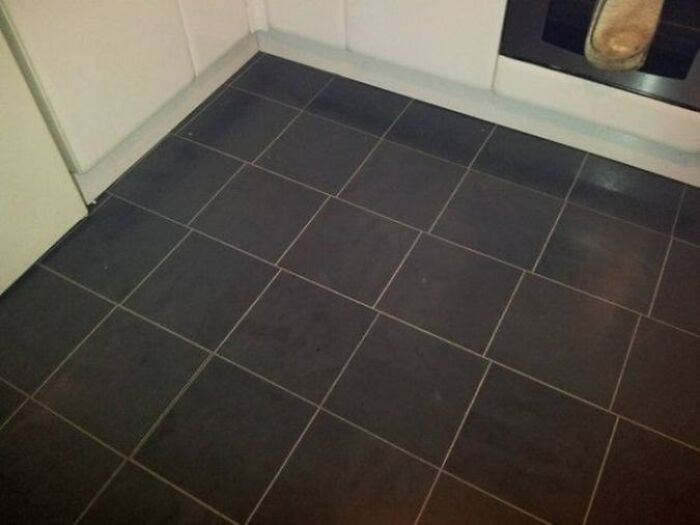 98 Photos That Perfectionists Might Want To Burn, Put The Ashes In A Box And Release It Into The Ocean 98 Photos That Perfectionists Might Want To Burn, Put The Ashes In A Box And Release It Into The Ocean
