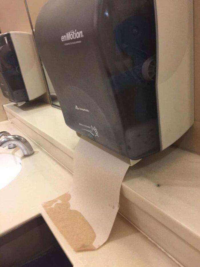 98 Photos That Perfectionists Might Want To Burn, Put The Ashes In A Box And Release It Into The Ocean 98 Photos That Perfectionists Might Want To Burn, Put The Ashes In A Box And Release It Into The Ocean