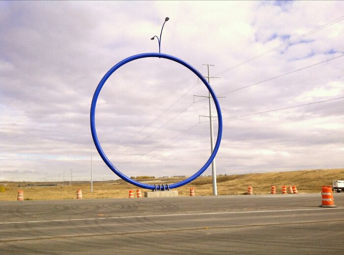 79 Hilarious, Bizarre, And Downright Bad Examples Of Public Art Around The World