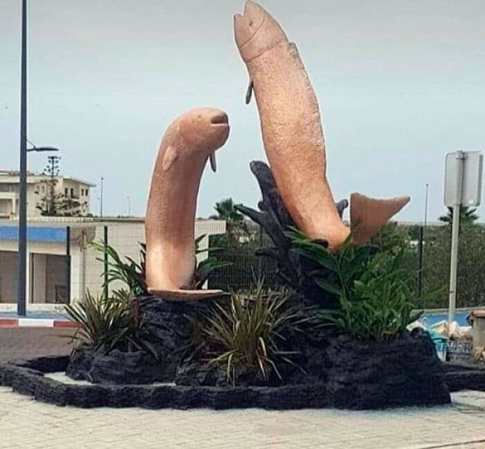 79 Hilarious, Bizarre, And Downright Bad Examples Of Public Art Around The World