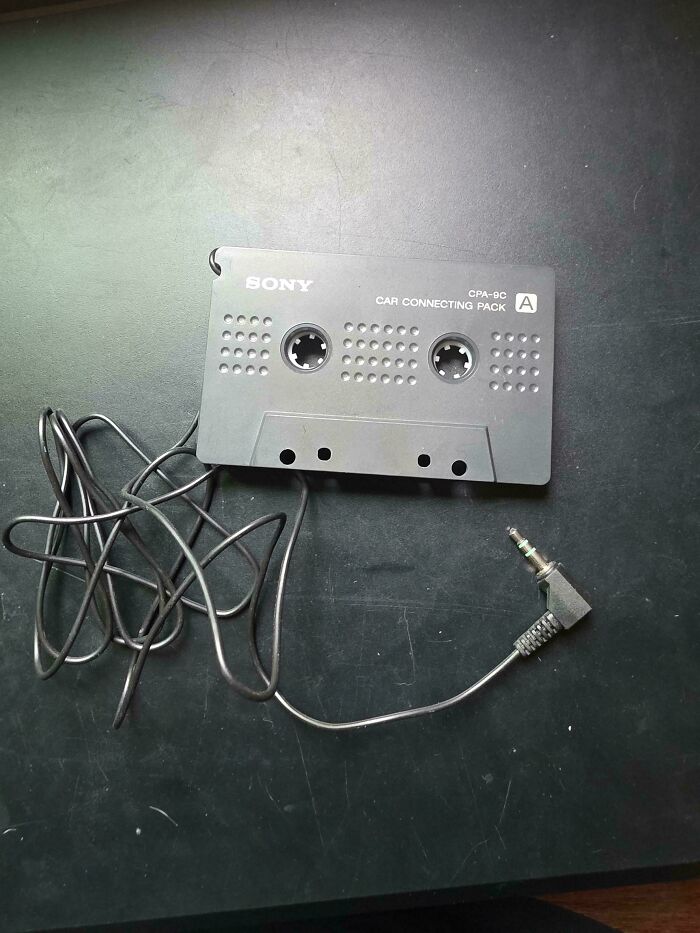 67 Vintage Tech Finds For Anyone Who Misses Buttons, Cassettes, And Chunky Electronics