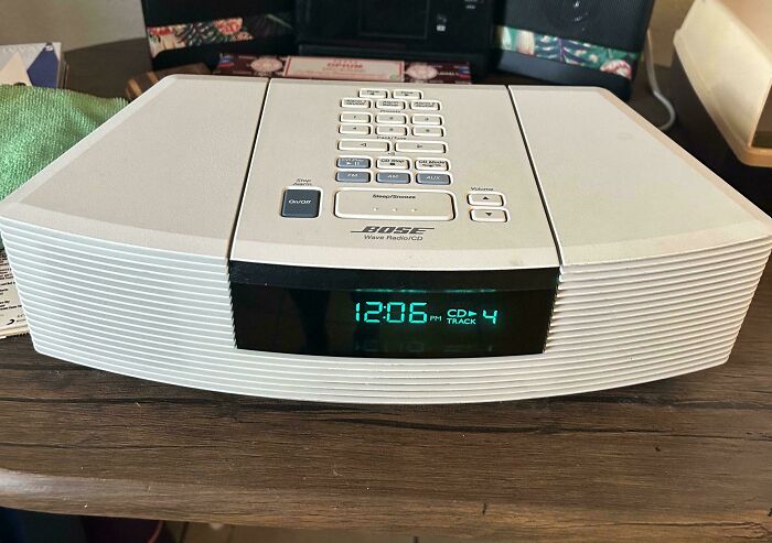 67 Vintage Tech Finds For Anyone Who Misses Buttons, Cassettes, And Chunky Electronics