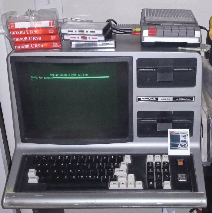 67 Vintage Tech Finds For Anyone Who Misses Buttons, Cassettes, And Chunky Electronics