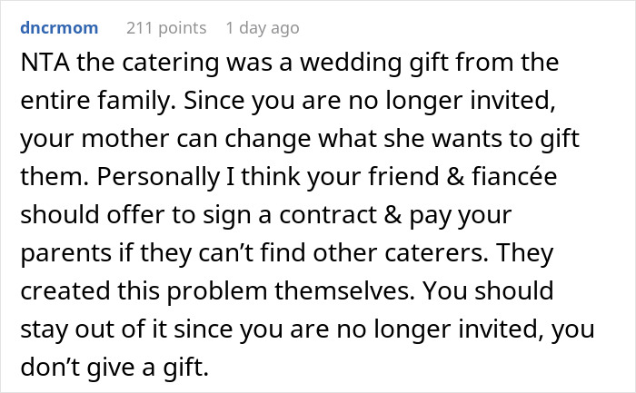 Bride Doesn’t Trust Groom’s Friend That Used To Have Feelings For Him Bride Doesn’t Trust Groom’s Friend That Used To Have Feelings For Him