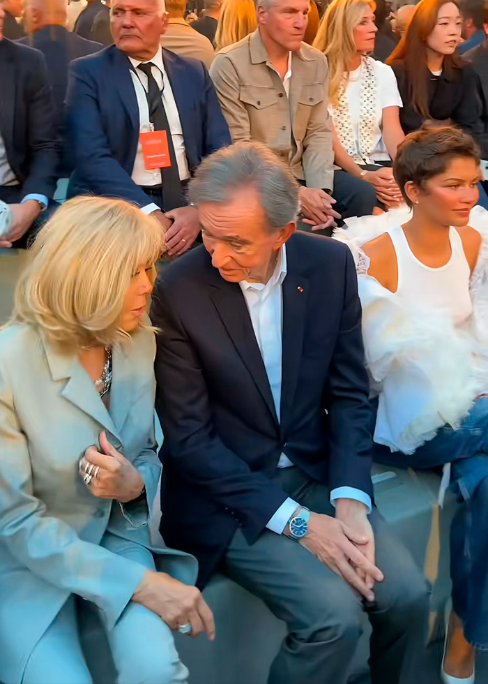 Zendaya Under Fire For “Rude” Gesture Towards France’s First Lady During Paris Fashion Week