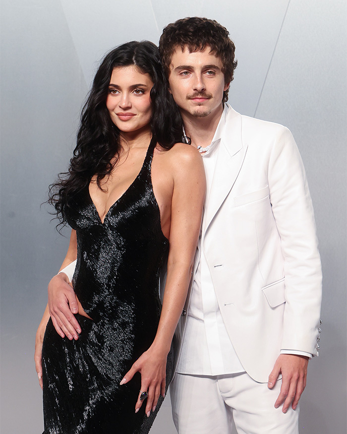 Kim Kardashian Shares Jack O’ Lantern Of Kylie And Timoth&eacute;e And Everyone Is Calling Out Awkward Detail