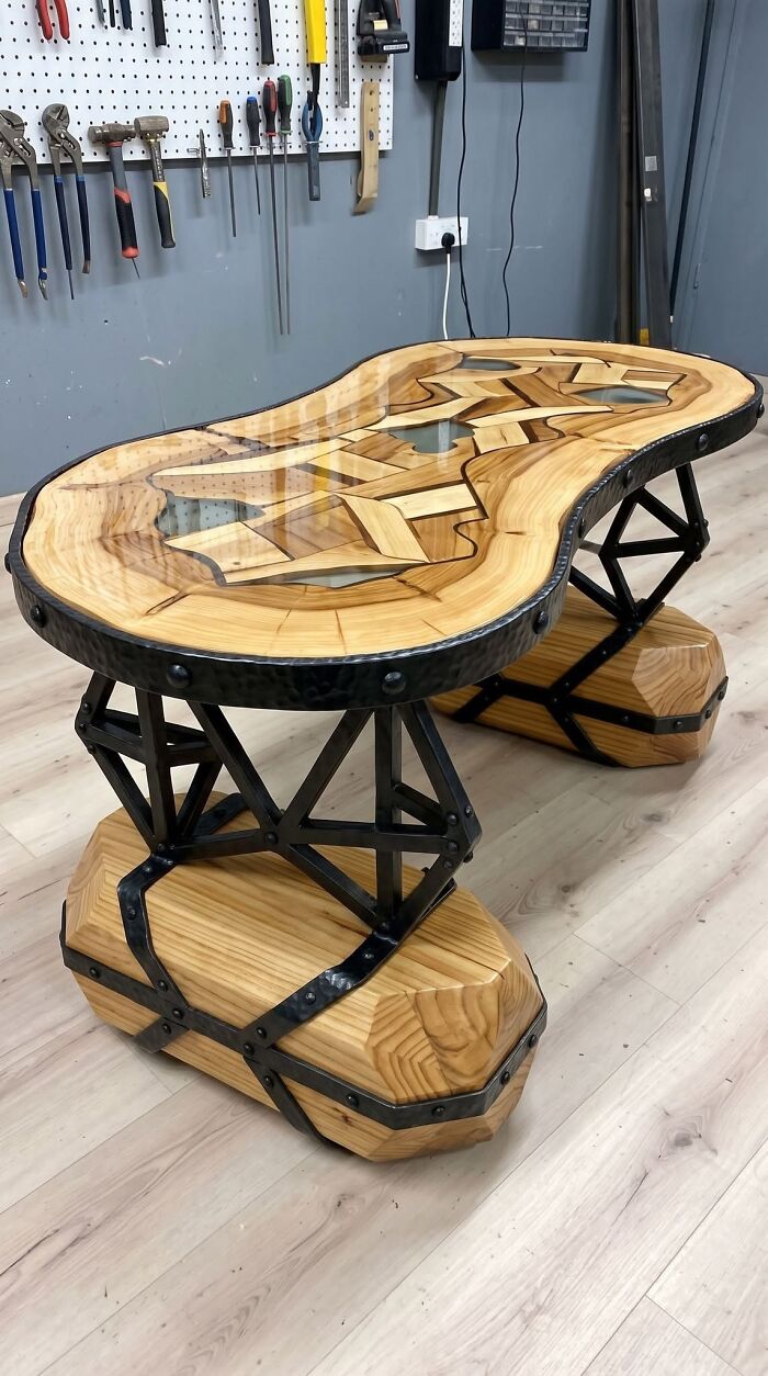 66 Clever Wooden Creations That Make Ordinary Materials Look Anything But Ordinary