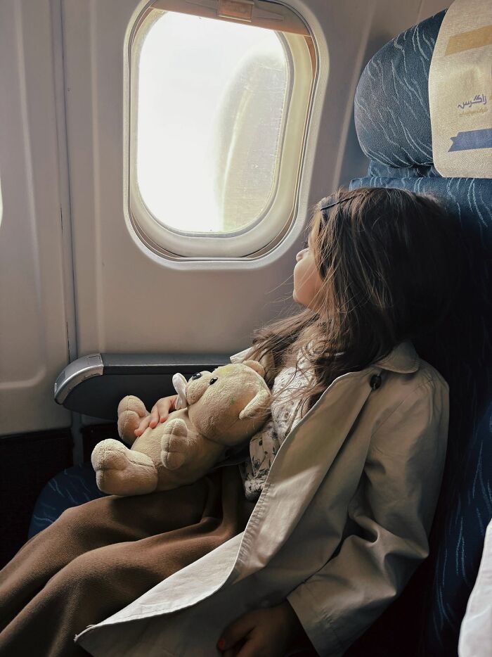30 Passengers Share Stories Of Parents Who Used Their Kids To Get Better Seats On Flights